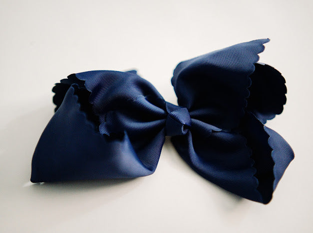 New 8 Inch Scalloped Ribbon Bows